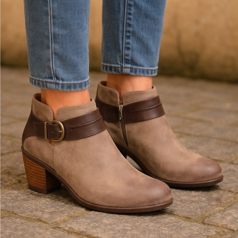B.O.C by Born Gemm Taupe Ankle Booties w/ Buckle Strap & Block Heel Sz 9